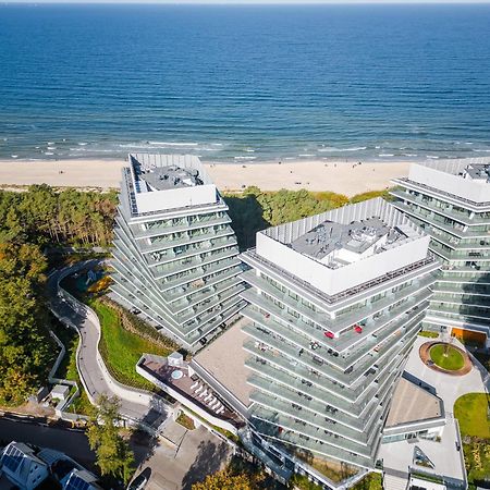 Royal Waves Resort & Spa - Apartment With Parking By Noclegi Renters ミエンジズドロイェ エクステリア 写真
